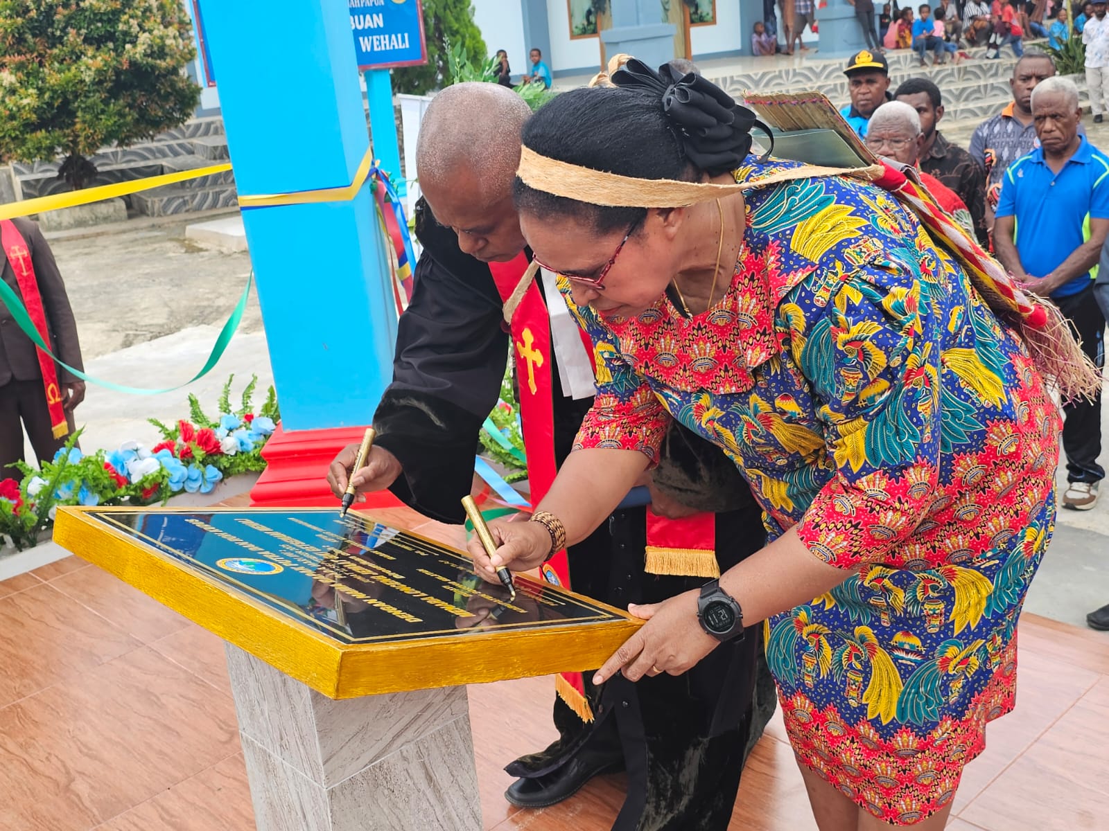 Peresmian Menara Lonceng GKI Getsemani Wehali Jadi Simbol Iman dan Kebersamaan Jemaat