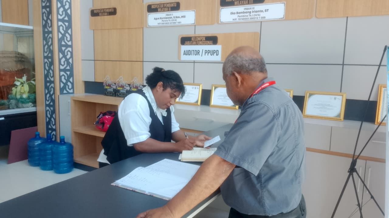Rp65,3 M Dana Pesparawi Diawasi, Warinussy Tempuh Jalur Hukum