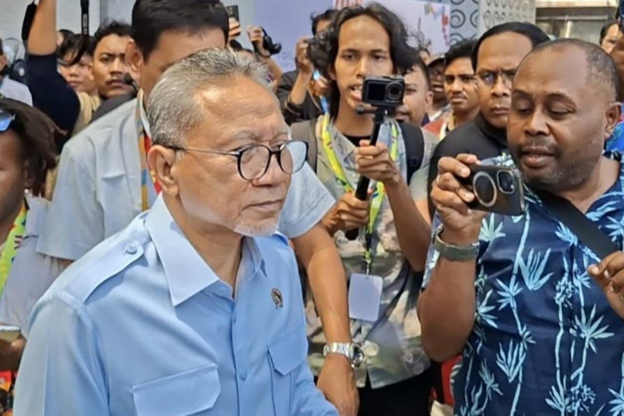 Hindari Pertanyaan Wartawan Soal PSN Wanam di Sorong, LBH Papua Pos Kritik Sikap Menko Zulhas