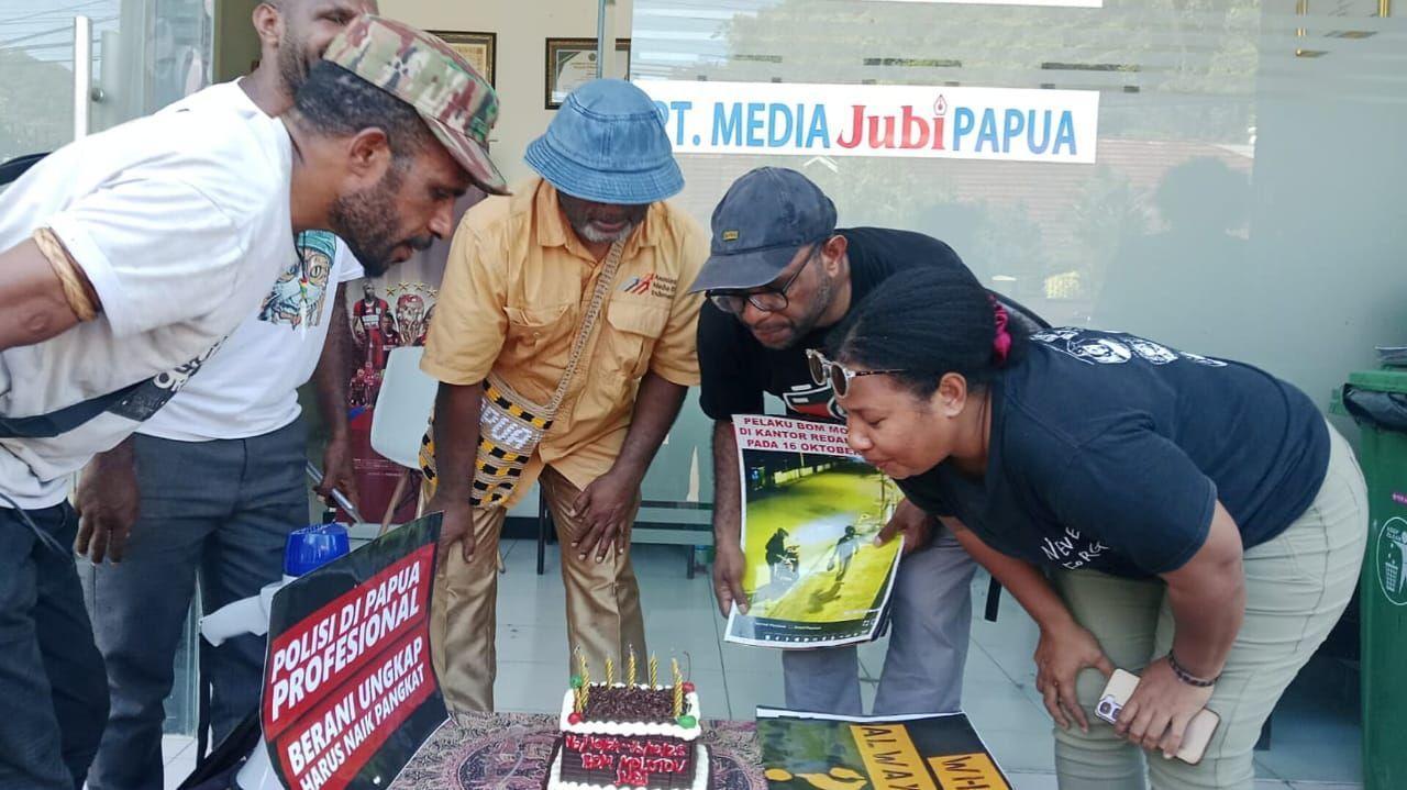 1 Tahun Kasus Bom Molotov Jubi, Koalisi Minta Polisi Umumkan Pelaku dan Proses Hukum