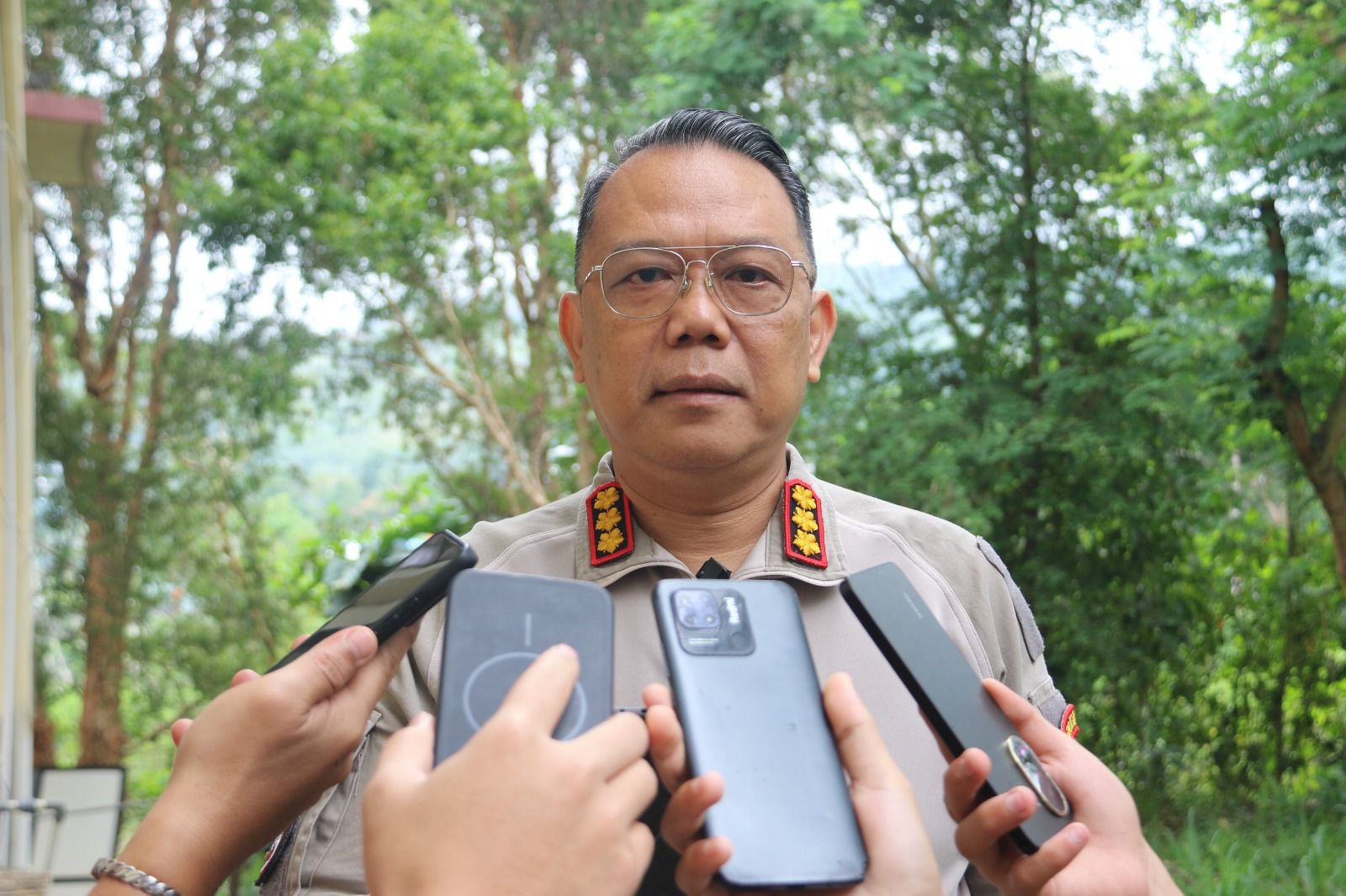 *Aparat Gabungan TNI–Polri Tindak Anggota KKB Pimpinan Aibon Kogoya di Bukit Signal Nabire*