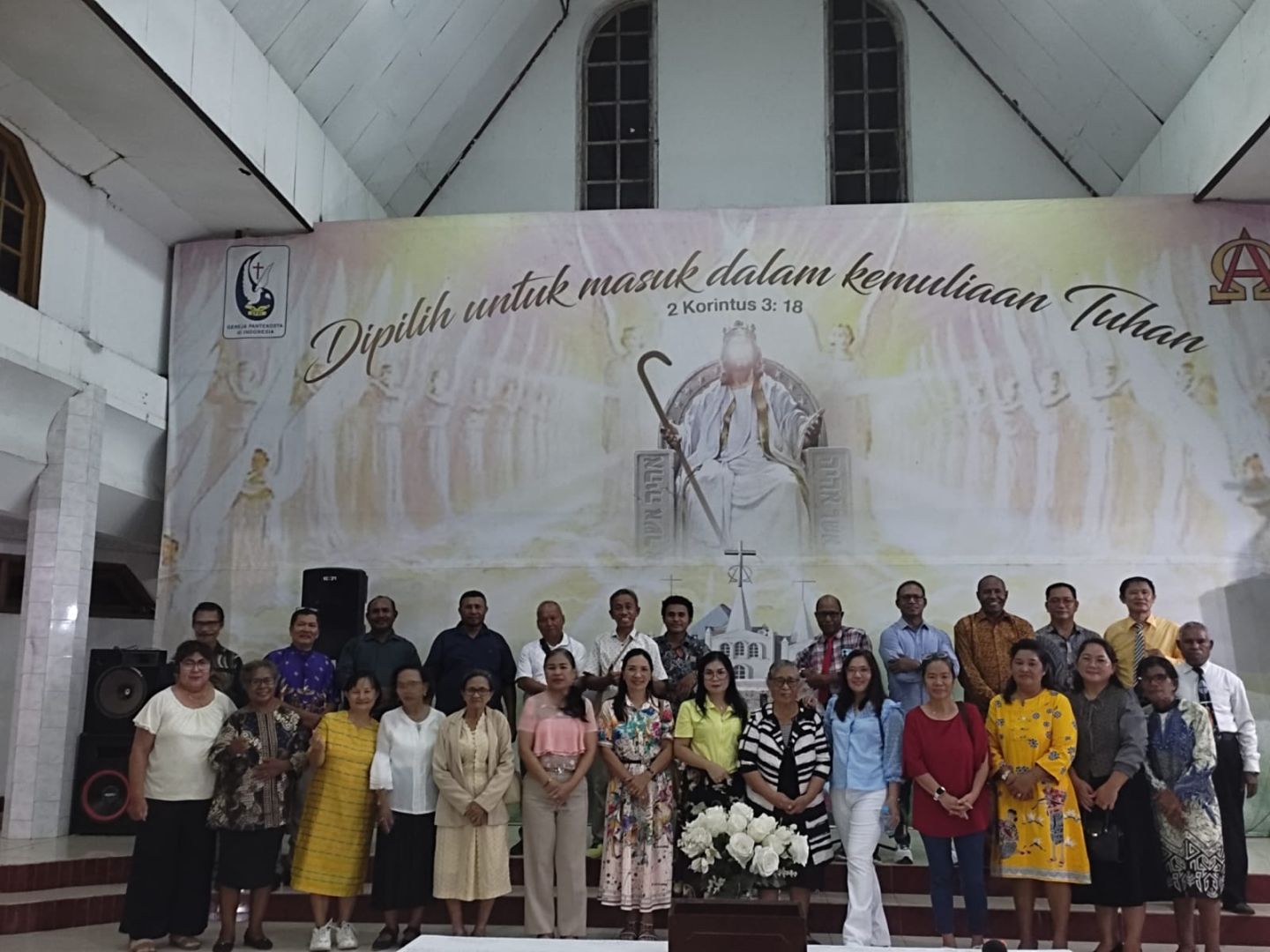 Reuni Akbar Keluarga Besar GPdI Jemaat Alfa Omega Klademak I Sorong Angkatan 1972–2025 Jadi Momen Spiritualitas dan Persaudaraan