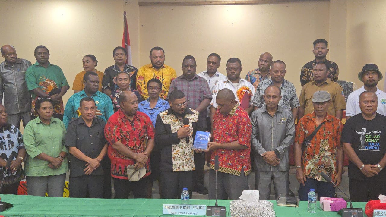 Masyarakat Adat Raja Ampat Tuntut Pengakuan Hukum dan Penutupan PT Gag Nikel Ini Suara Hati Kami yang Terluka