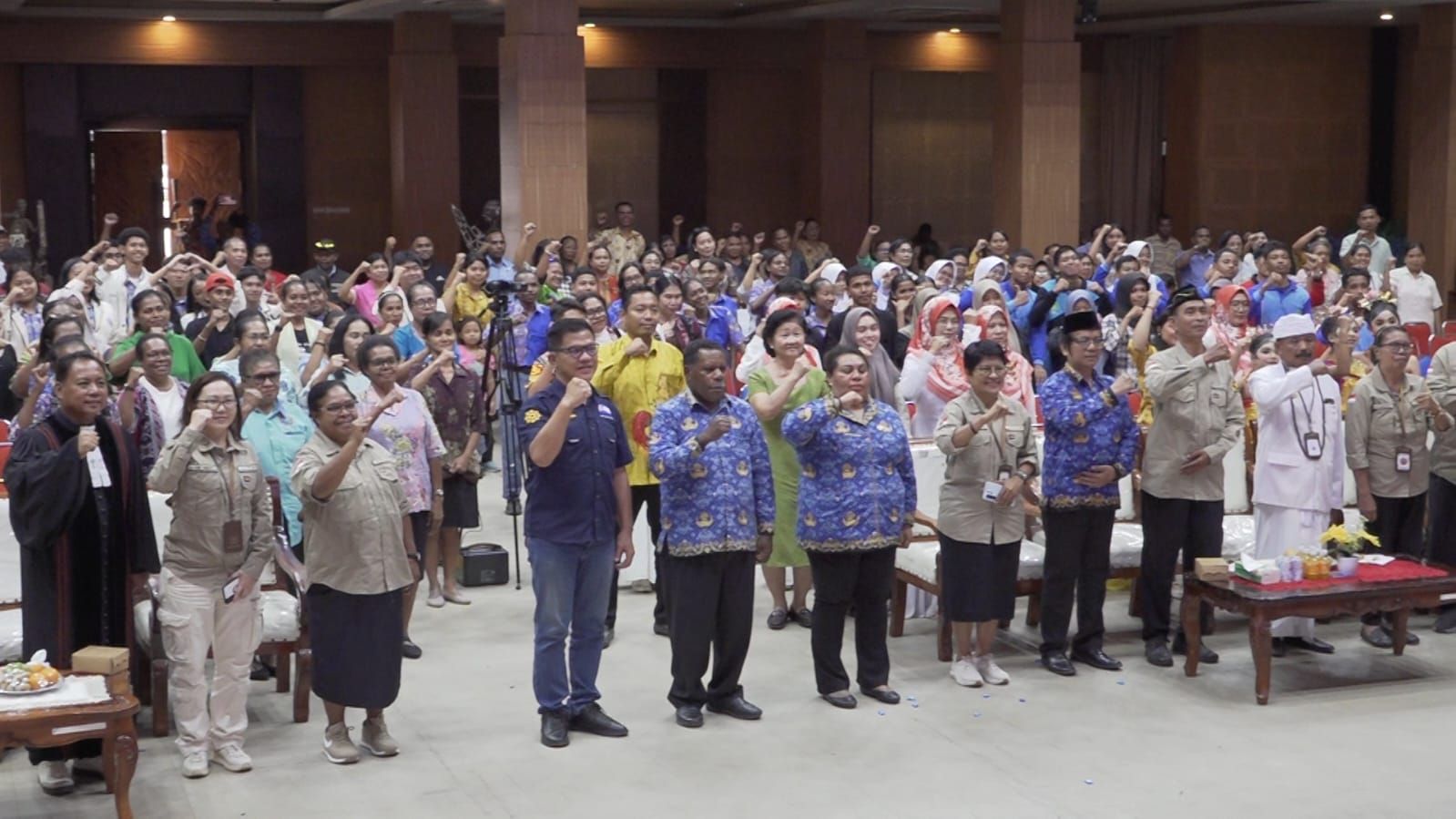 Buka Pentas Seni Lintas Agama HUT ke-81 RI, Pemkot Sorong Tegaskan Pentingnya Toleransi dan Persatuan