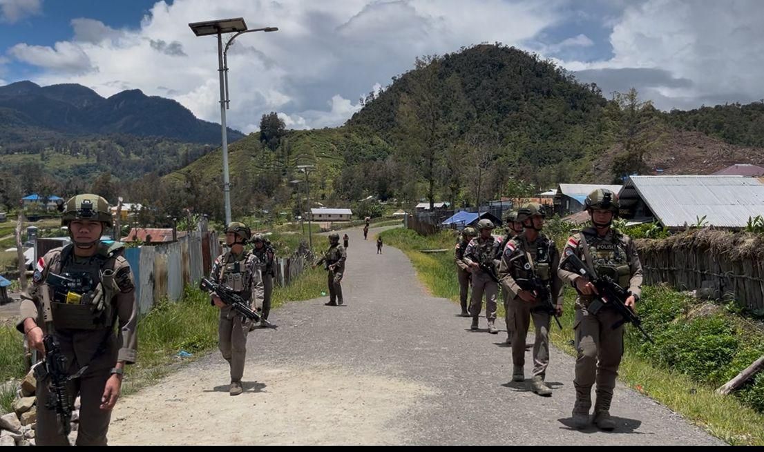 *Patroli di Ilaga, Menjaga Keamanan Sambil Membangun Percakapan dengan Warga*
