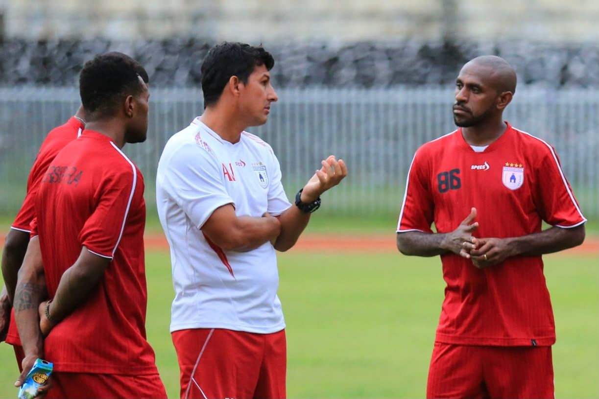 Persipura Resmi Tunjuk Alfredo Vera Jadi Direktur Sepakbola