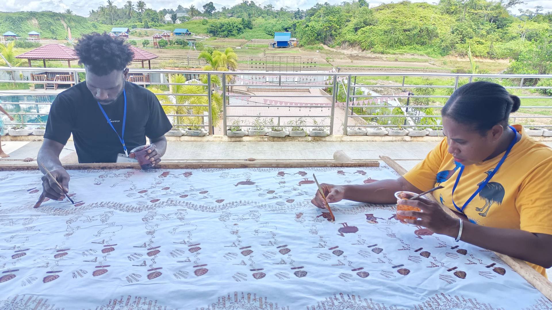 Disperindagkop Sorong Gelar Pelatihan Batik Moi & Anyaman Pandan